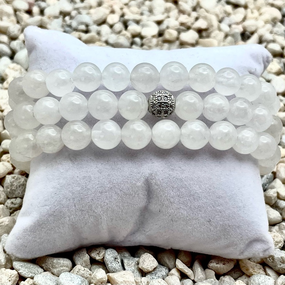 Elegant White Quartz Beaded Bracelet with Silver Accent